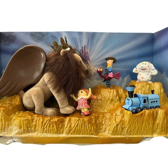 Rudolph Welcome to Misfit Island King Moonracer Doll Train Ostrich Elephant Box - Picture 2 of 6